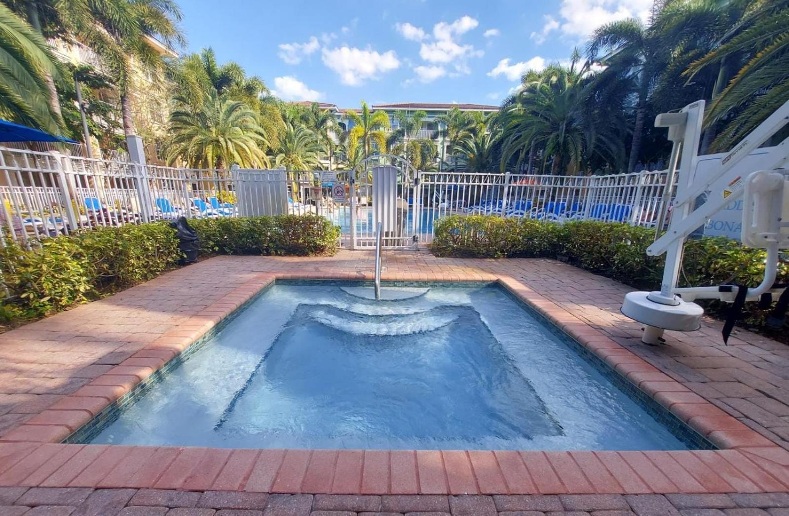 Mizner Place At Weston Town Center, Fort Lauderdale Kültér fotó